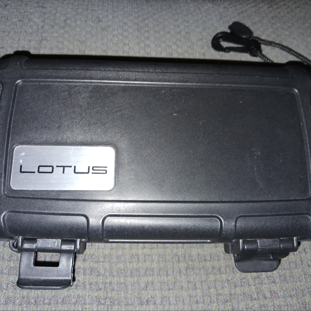 Lotus Cigar Humidor